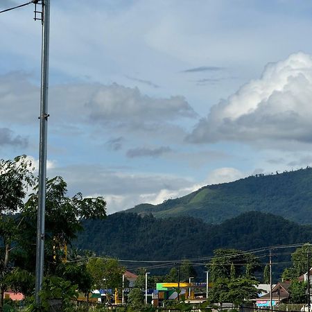 A P S Moutain View Hotel Vang Vieng Buitenkant foto