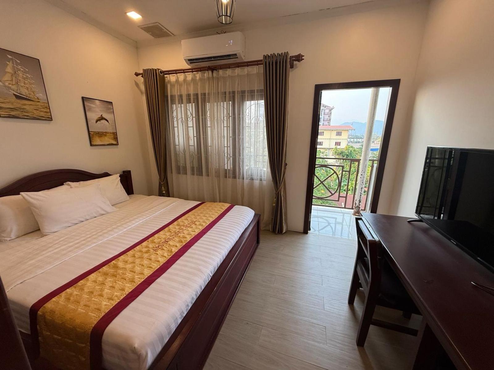 A P S Moutain View Hotel Vang Vieng Buitenkant foto